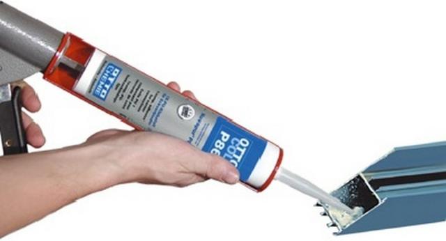 Polyuretanové lepidlo na AL konstrukce OTTOCOLL P86 310 ml